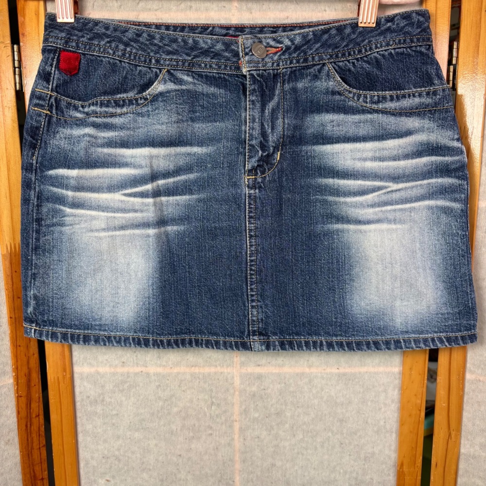 Bongo Denim Mini Skirt Size 9 Blue Y2K Whisker Wash‎ Cotton